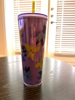 Starbucks 2023 winter magnolia flower mesh purple lavender tumbler